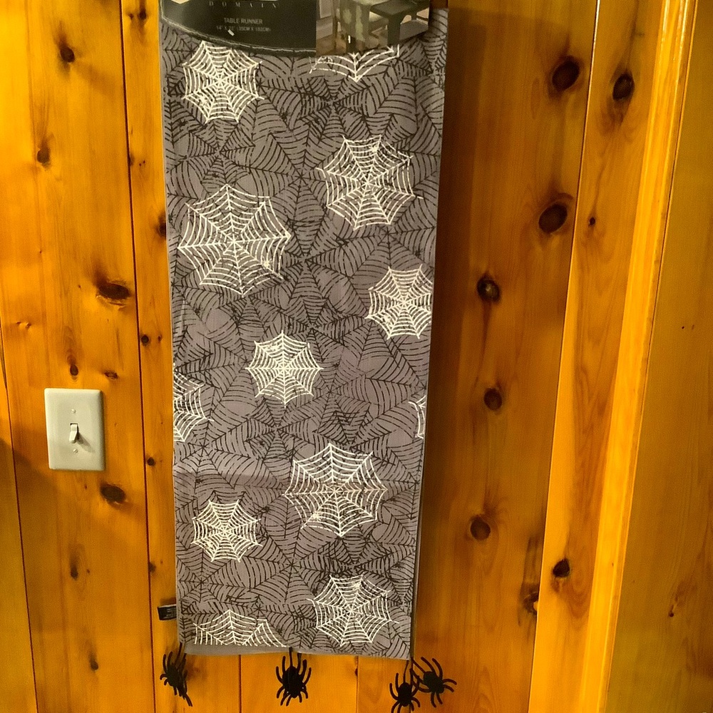 Domain Glow In The Dark Spider Web Table Runner